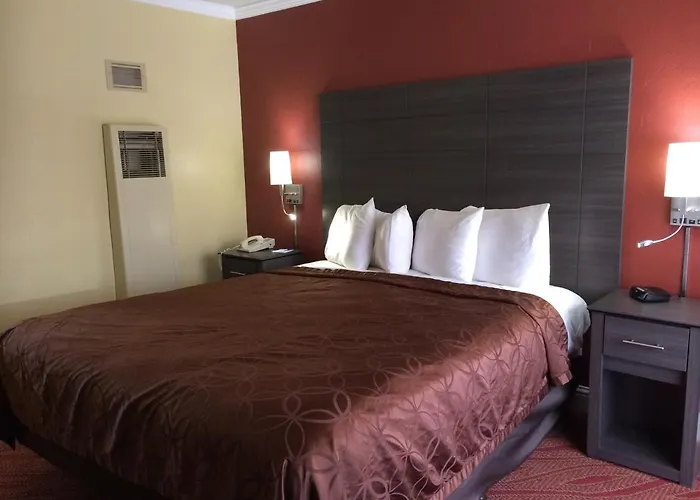 Americas Best Value Presidents Inn On Munras
