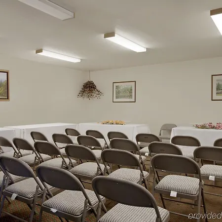 Americas Best Value Presidents Inn On Munras 